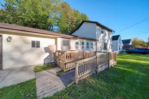 1011 Backus St, Jackson, MI 49202 - Photo 4