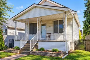 1045 5th St, Wyandotte, MI 48192 - Photo 4