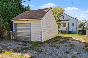 1045 5th St, Wyandotte, MI 48192 - Photo 16