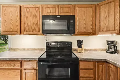 11332 Crestview Drive E, Cement City, MI 49233 - Photo 12