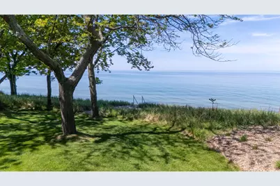 6129 Lakeshore Avenue, West Olive, MI 49460 - Photo 48