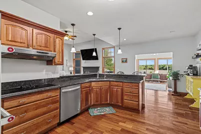 11433 Burrows Road, Battle Creek, MI 49014 - Photo 12