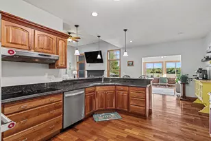 11433 Burrows Rd, Battle Creek, MI 49014 - Photo 12