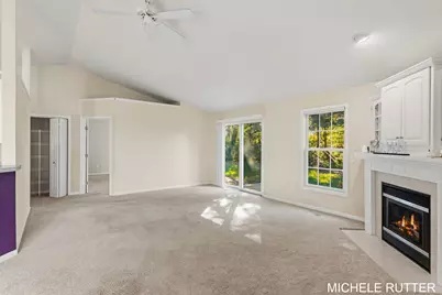 2902 Windswept Ct, Holland, MI 49424 - Photo 4