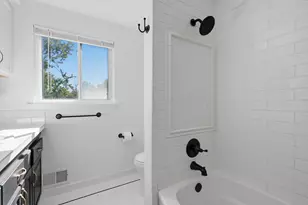 2805 Lakehurst Ln, Ann Arbor, MI 48105 - Photo 22