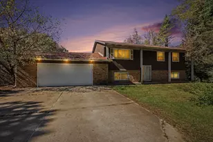 5490 Pingree Rd, Howell, MI 48843 - Photo 1