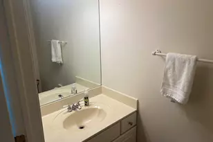 998 Catherine St, Ann Arbor, MI 48104 - Photo 6