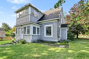 523 E Church St, Hart, MI 49420 - Photo 8