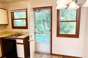 154 Irwin St, Brooklyn, MI 49230 - Photo 4