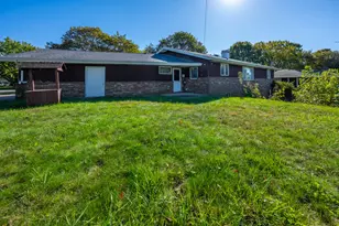 2440 Lora Dr, Benton Harbor, MI 49022 - Photo 30
