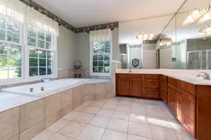 4581 Old Oak Ct, Plymouth, MI 48170 - Photo 16