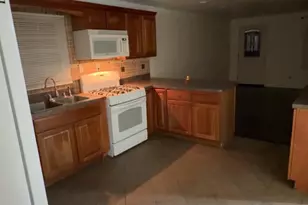 1819 Goddard Rd, Lincoln Park, MI 48146 - Photo 6