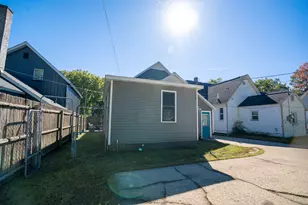 51 E 18th St, Holland, MI 49423 - Photo 4
