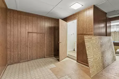 380 E Delaware Avenue, Benton Harbor, MI 49022 - Photo 18
