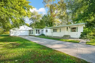 33208 Clark Ln, Niles, MI 49120 - Photo 1