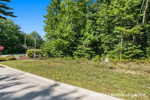 16179 Coventry Ln, Spring Lake, MI 49456 - Photo 6
