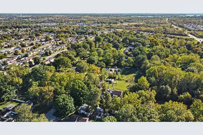 20752 Newman Drive, Brownstown, MI 48183 - Photo 24