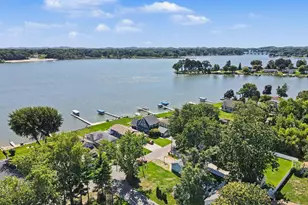 66 Lakeview Ave, Norton Shores, MI 49444 - Photo 30