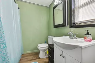 88320 Old Swamp Rd, Decatur, MI 49045 - Photo 18