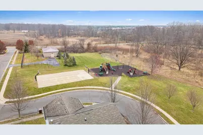 2806 Kalkaska River Drive, Fowlerville, MI 48836 - Photo 24