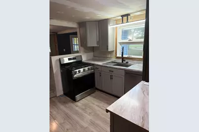 569 Porter Road, Norton Shores, MI 49441 - Photo 8