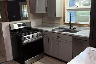 569 Porter Rd, Norton Shores, MI 49441 - Photo 8