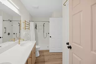 2615 Cascade Pl Dr SE, Grand Rapids, MI 49546 - Photo 16