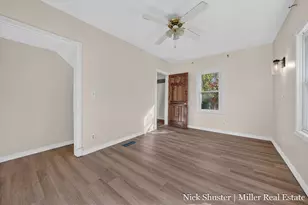 528 S Market St, Hastings, MI 49058 - Photo 12
