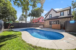 601 3 Mile Rd NE, Grand Rapids, MI 49505 - Photo 4