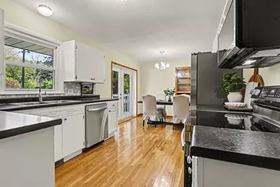 205 Jakway Avenue, Benton Harbor, MI 49022 - Photo 10