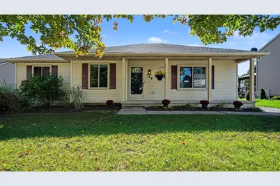 766 Cricket Xing, Pinckney, MI 48169 - Photo 2
