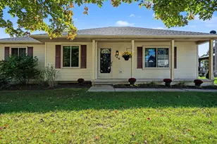 766 Cricket Crossing, Pinckney, MI 48169 - Photo 2