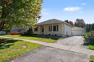 766 Cricket Crossing, Pinckney, MI 48169 - Photo 4