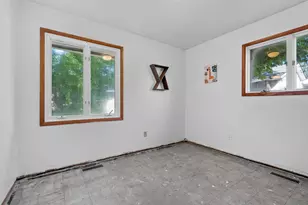 3021 Parchmount Ave, Kalamazoo, MI 49004 - Photo 16