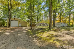 7677 Riverside Ln, Hesperia, MI 49421 - Photo 34