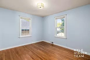 228 Baynton Ave NE, Grand Rapids, MI 49503 - Photo 18