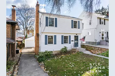 228 Baynton Avenue NE, Grand Rapids, MI 49503 - Photo 1