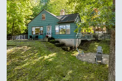 2400 Crest Drive, Kalamazoo, MI 49008 - Photo 24