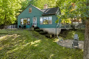 2400 Crest Dr, Kalamazoo, MI 49008 - Photo 24
