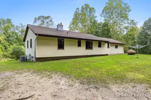 3751 22nd St, Dorr, MI 49323 - Photo 4