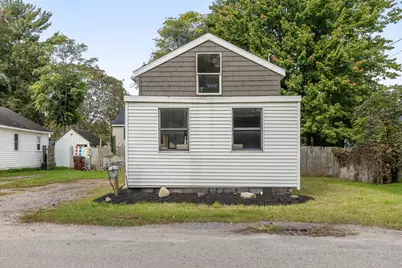 11921 Roxbury Drive NE, Sparta, MI 49345 - Photo 4