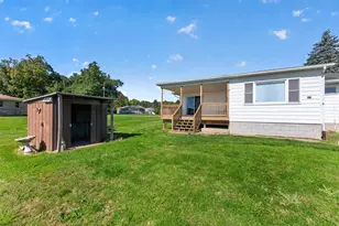 555 Norvell Beach Dr, Brooklyn, MI 49230 - Photo 38