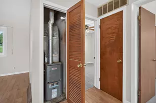 555 Norvell Beach Dr, Brooklyn, MI 49230 - Photo 32