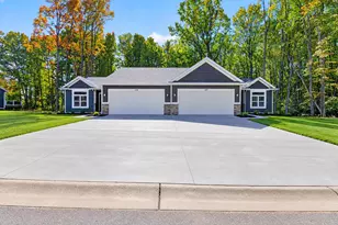 120 Creek Dr, Hart, MI 49420 - Photo 1