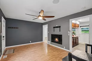 1612 Buena Vista St, Kalamazoo, MI 49001 - Photo 4