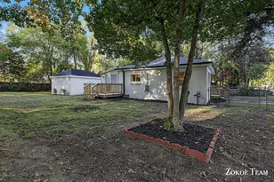144 Kenton St SE, Grand Rapids, MI 49548 - Photo 24