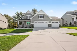 664 Elstar DR NE, Rockford, MI 49341 - Photo 2