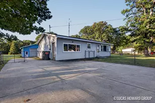 1483 Yarmouth Ave, Norton Shores, MI 49444 - Photo 4