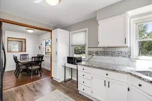 29511 Grandon St, Livonia, MI 48150 - Photo 10