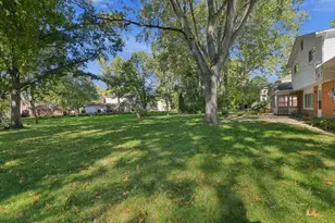 30073 Wicklow Rd, Farmington Hills, MI 48334 - Photo 44